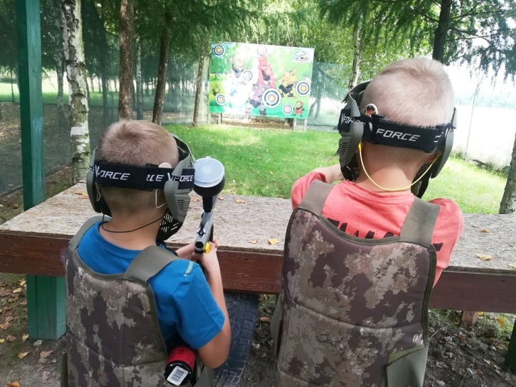 Zawieszka UCHO DO UCHA do procesorów mowy i aparatów słuchowych