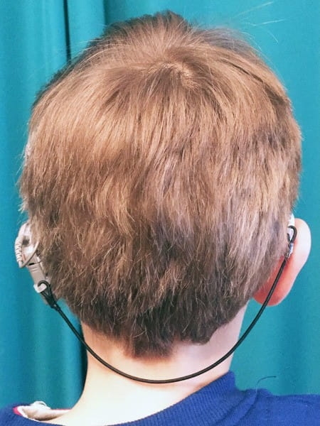 Zawieszka UCHO DO UCHA do procesorów mowy i aparatów słuchowych